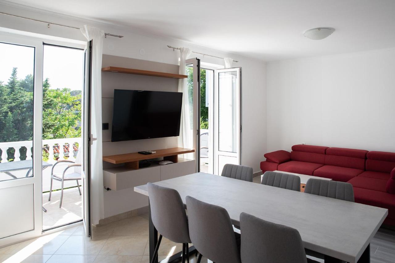 Apartmani Vrtodusic Banjol Kültér fotó