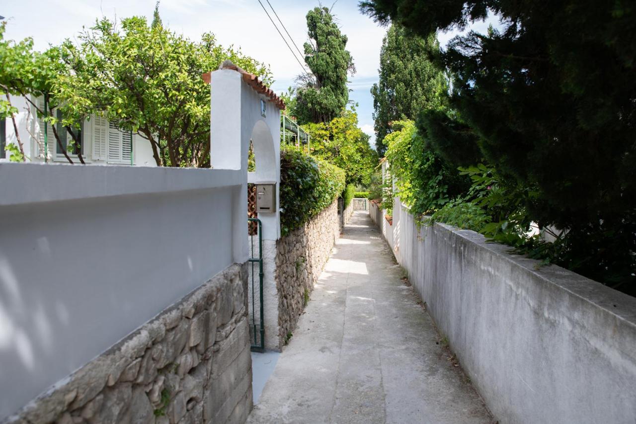 Apartmani Vrtodusic Banjol Kültér fotó