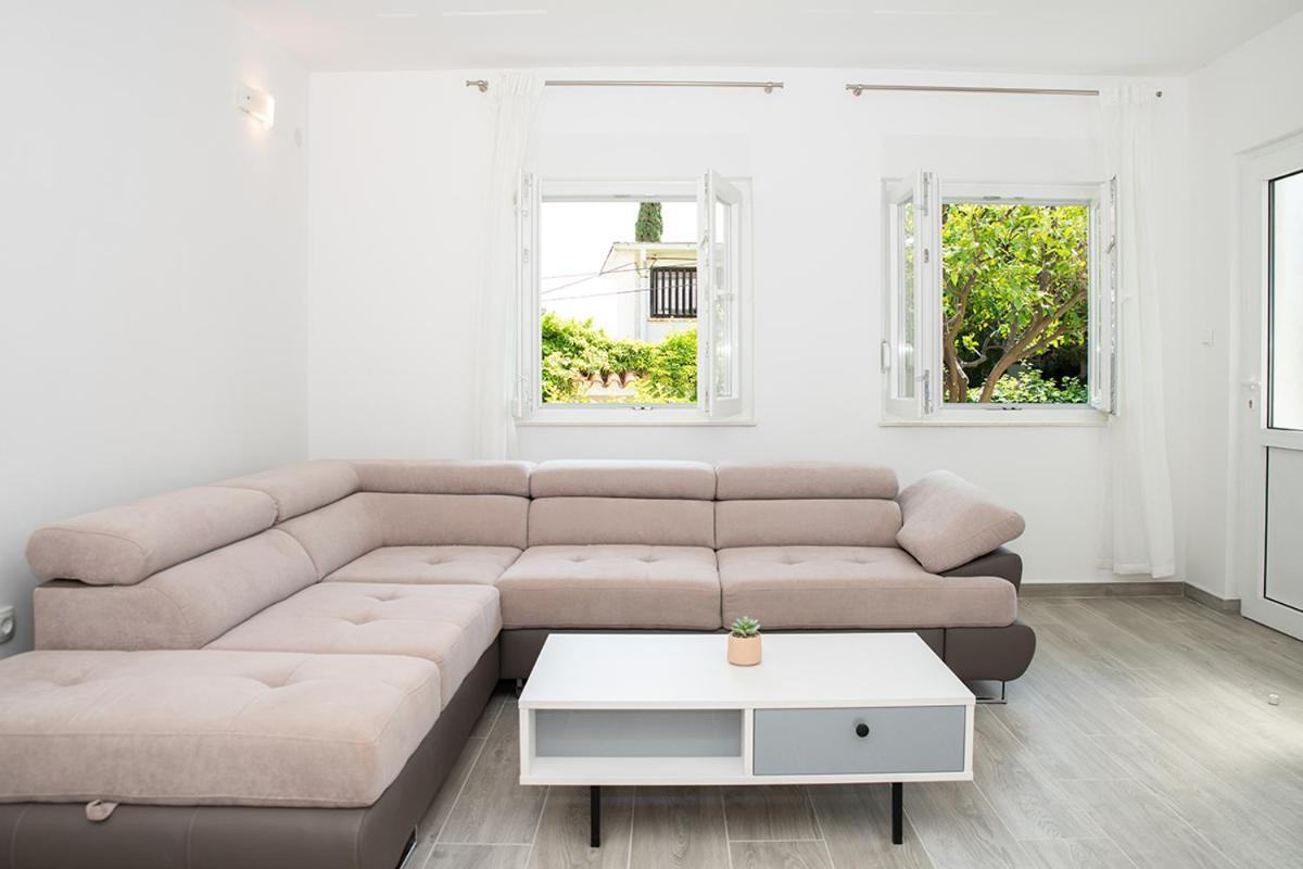 Apartmani Vrtodusic Banjol Kültér fotó